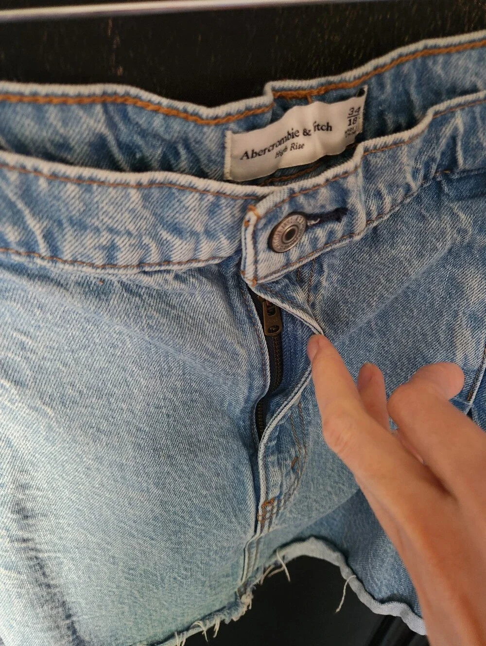 Abercrombie & Fitch High Rise Denim Pleated Mini Skirt Size 18